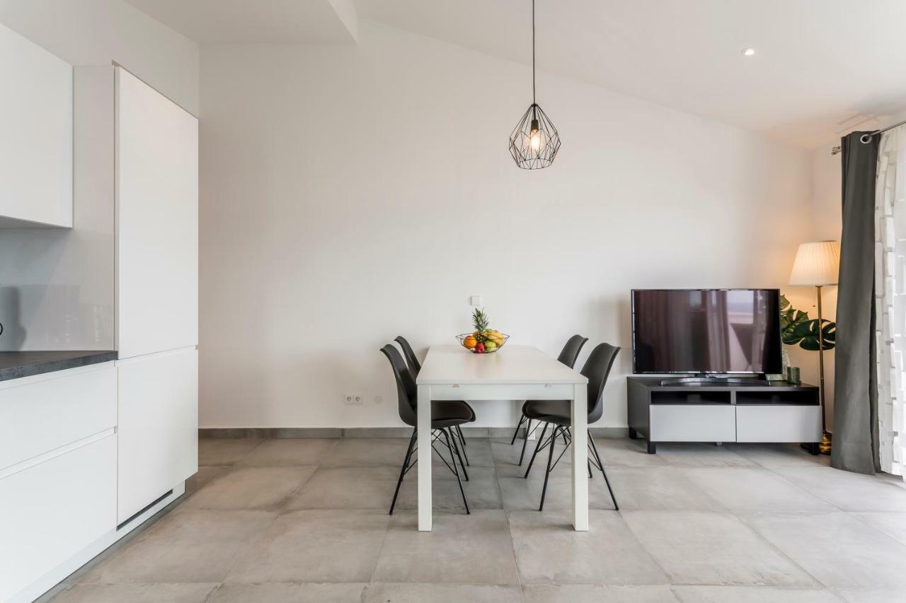 Seahouse H.A.W.K. Apartment Pisak Luaran gambar